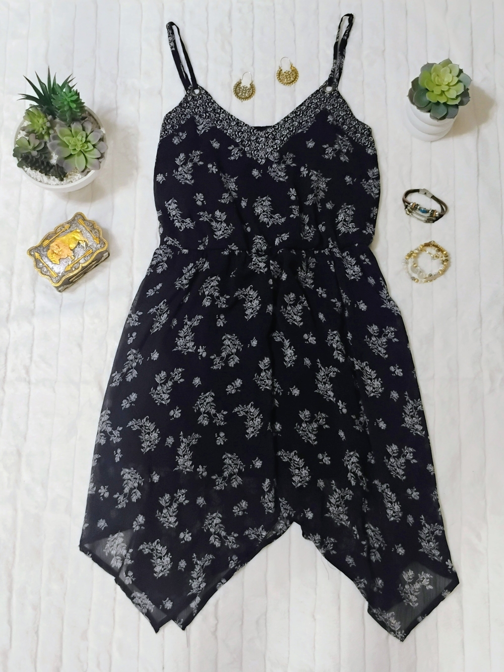 Large Xhilartion Black Floral Asymmetrical Handkerchief-Hem Spaghetti Strap